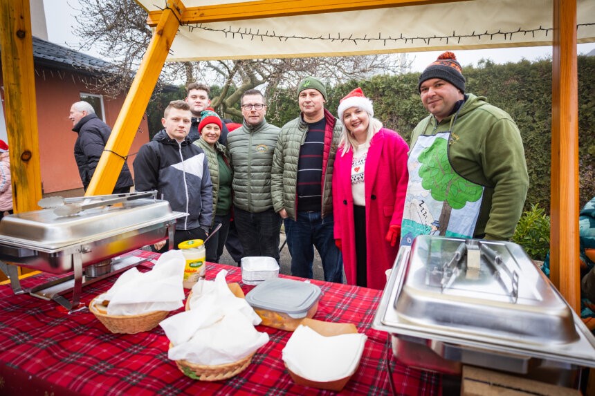Održan prvi ''Dječji Advent na Voći'' kod zgrade Općine