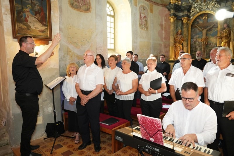 Proslava zlatne mise vlč. maestra Miroslava Martinjaka